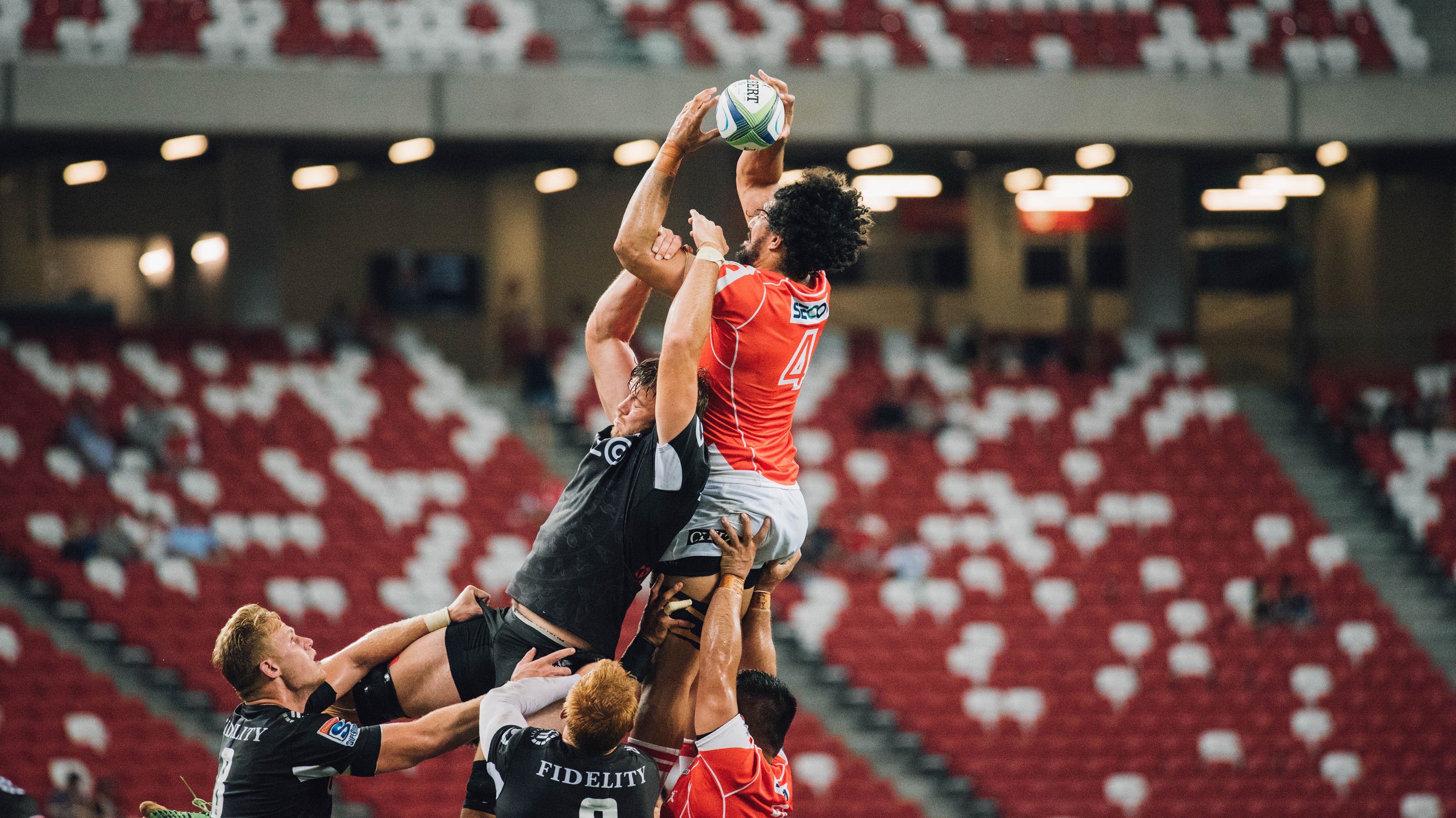 最精彩瞬间:张伟三分线外连续得分点燃现场!,张伟三集